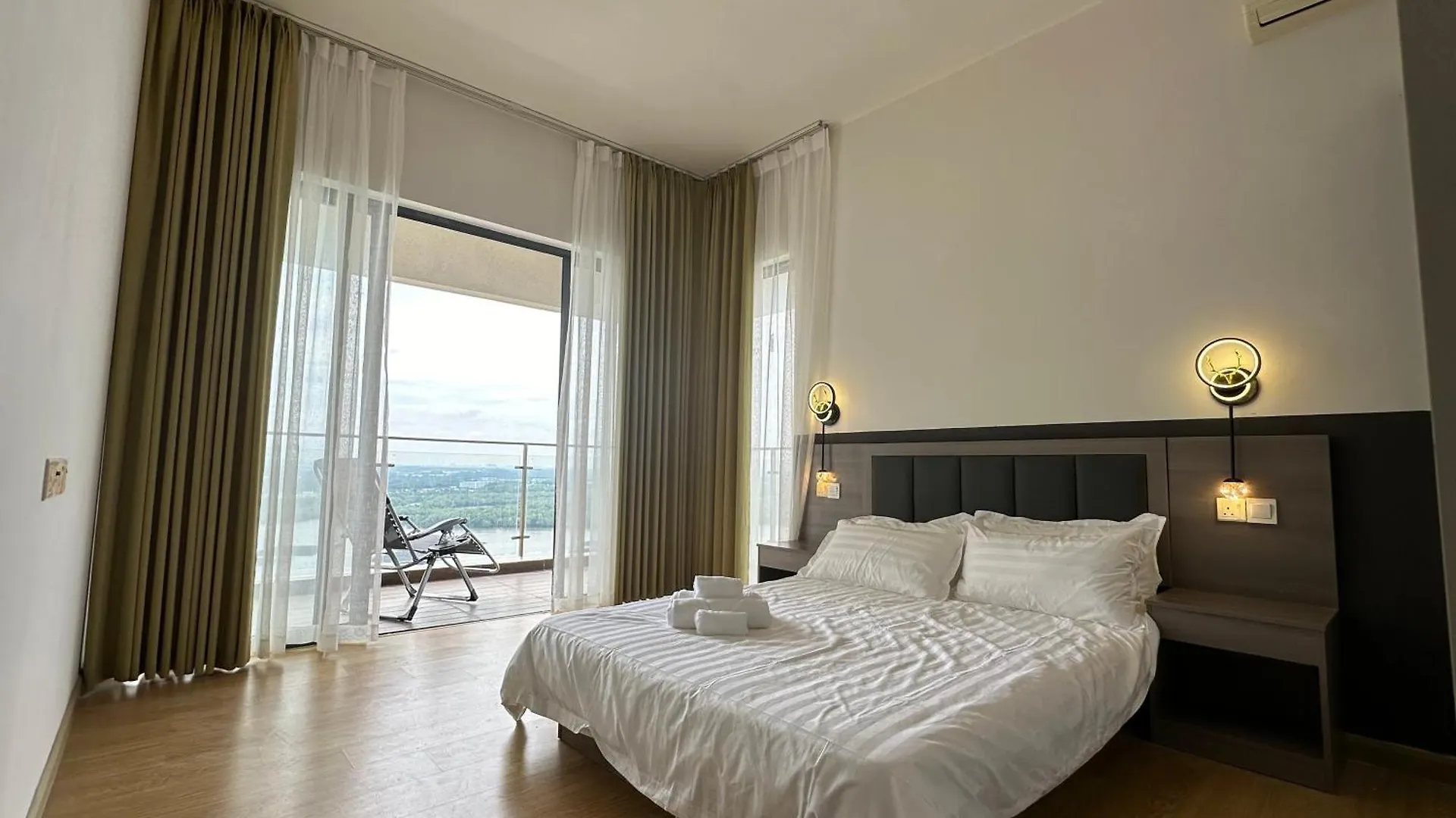 Astonishing Ocean View 3 Bedroom Apartment Johor Bahru 0*,