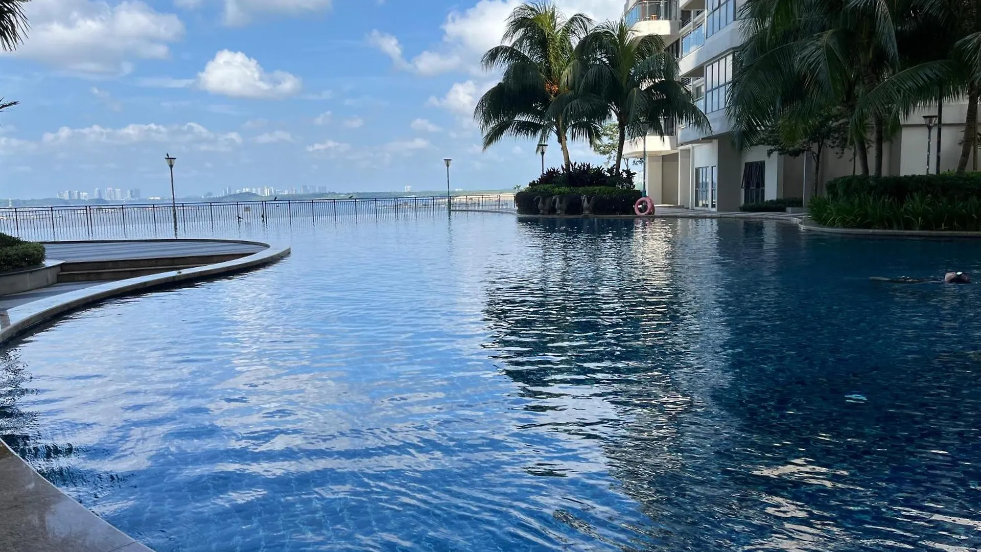 Astonishing Ocean View 3 Bedroom Apartment Johor Bahru