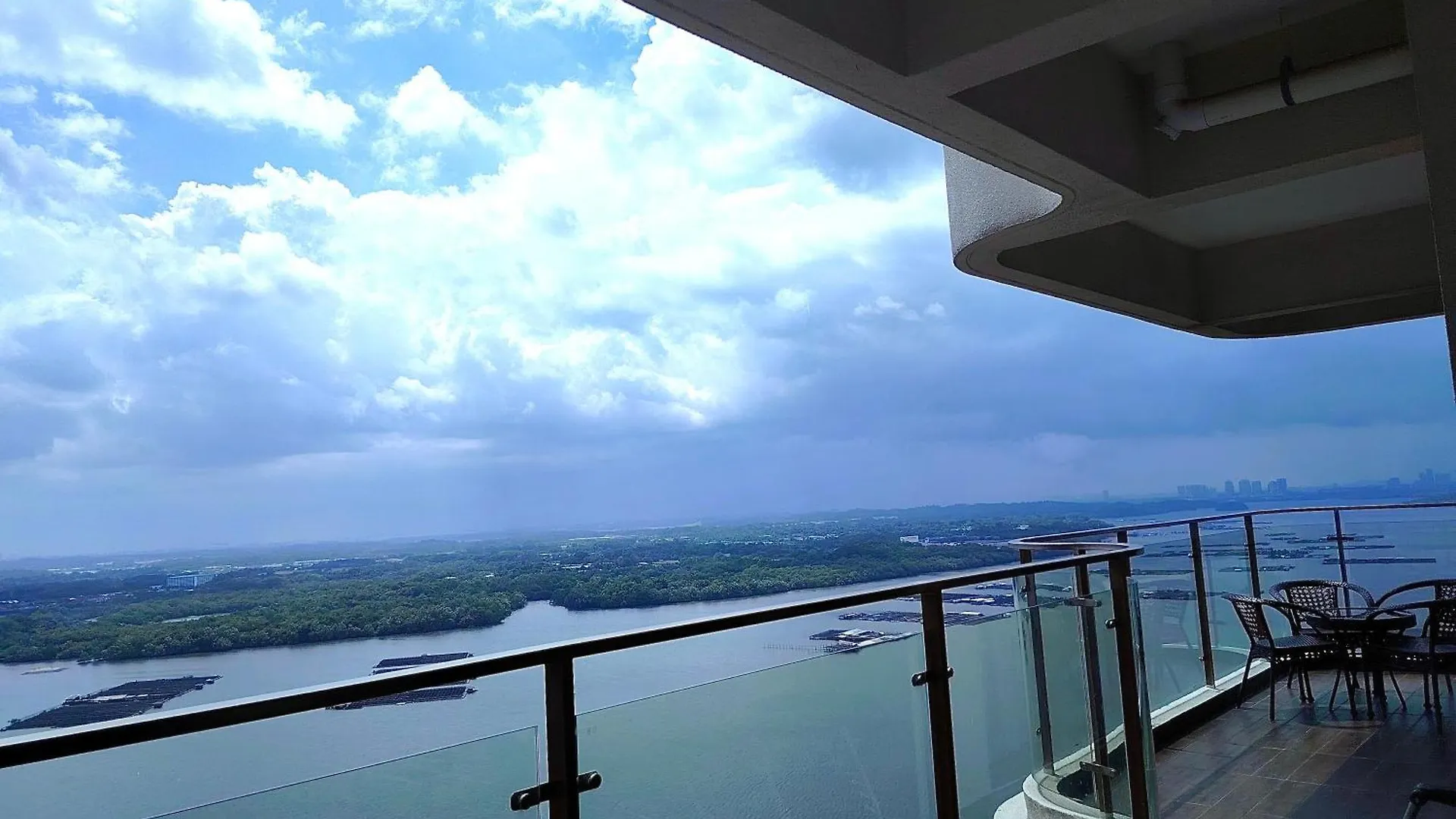 Astonishing Ocean View 3 Bedroom Apartment Johor Bahru