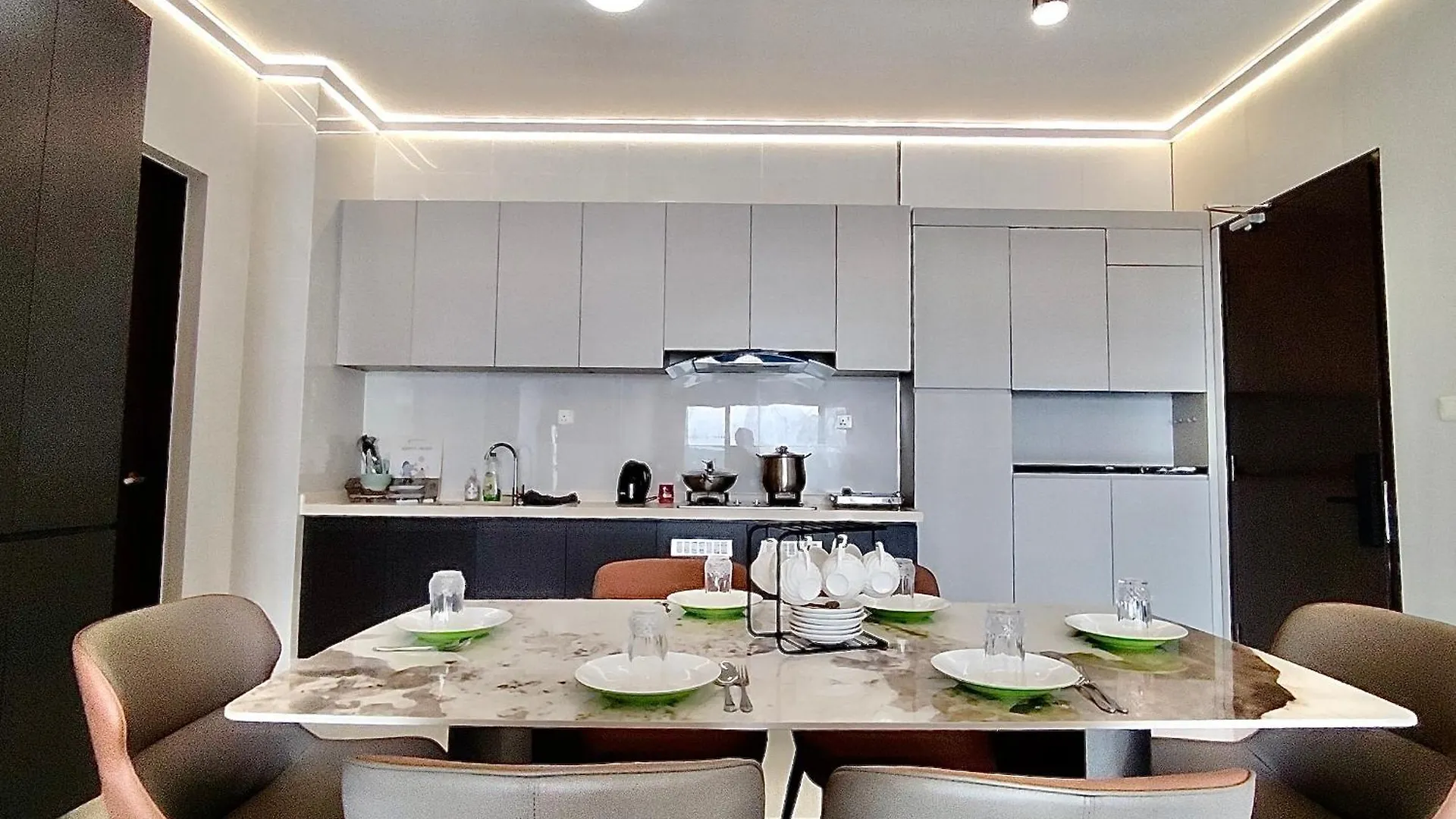 Astonishing Ocean View 3 Bedroom Apartment Johor Bahru