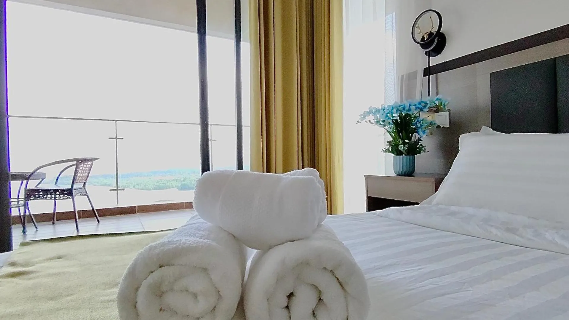 Astonishing Ocean View 3 Bedroom Apartment Johor Bahru 0*,  Malaysia